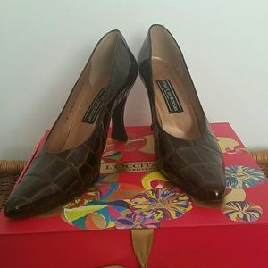 Preloved Stuart Weitzman Pumps!